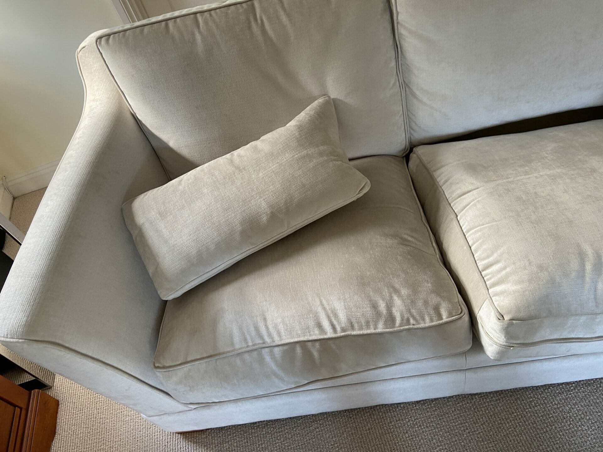 Upholstery Cleaning – How do you clean Dralon sofas?