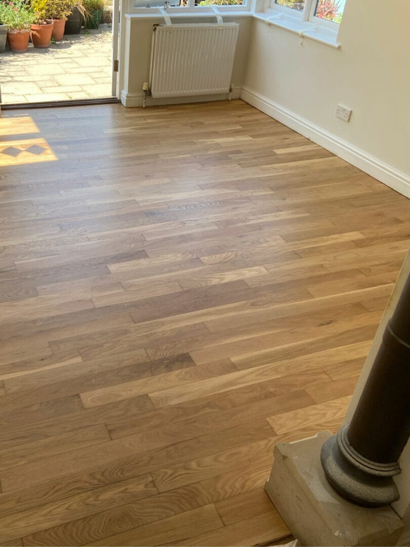 Oak-wood-floor-after-restoration-art-of-clean-cmabridge-bury-stedmunds